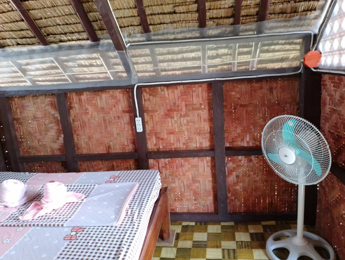 Lhoyjean Garden Hostel Batuan Dış mekan fotoğraf