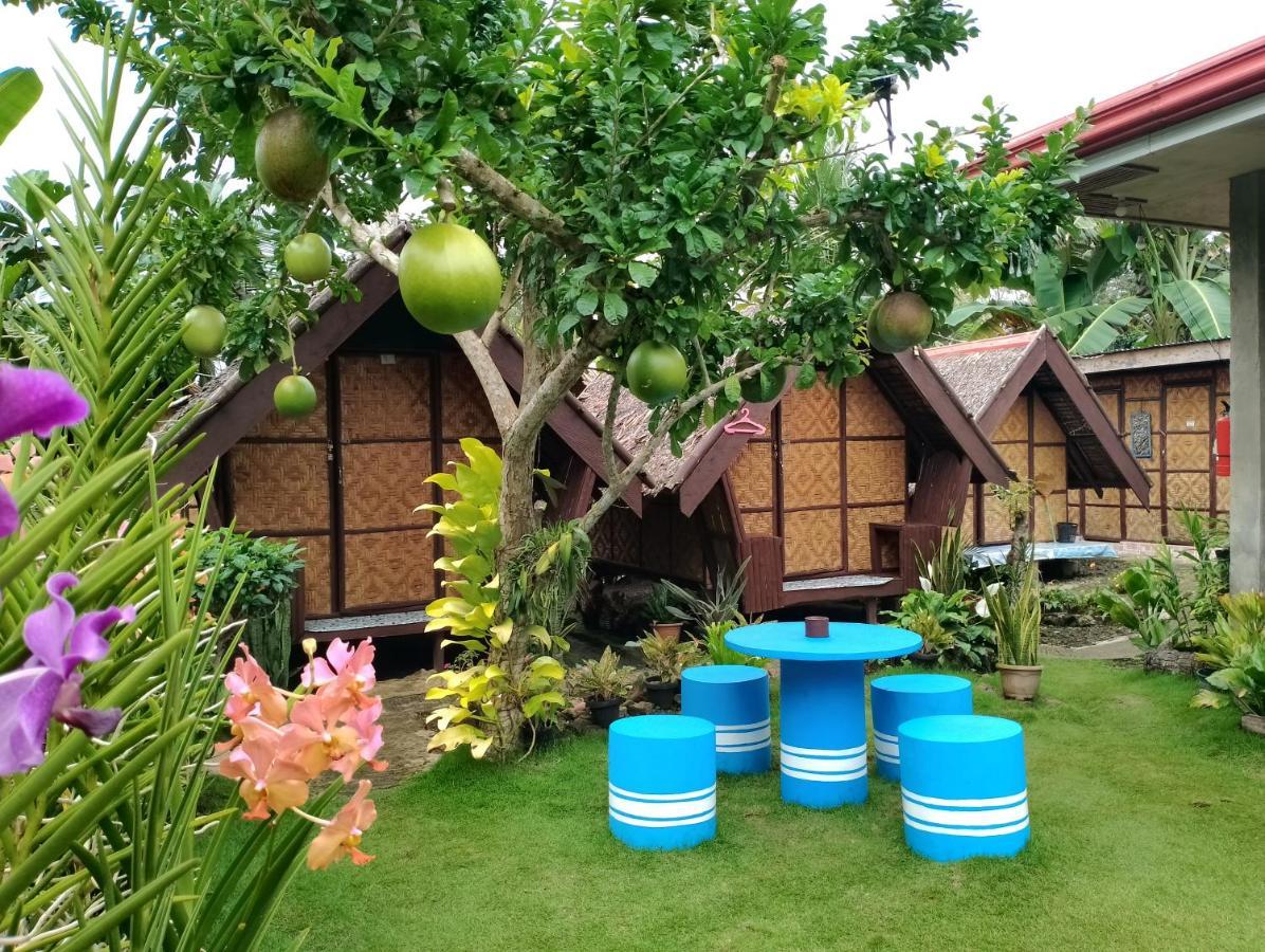 Lhoyjean Garden Hostel Batuan Dış mekan fotoğraf