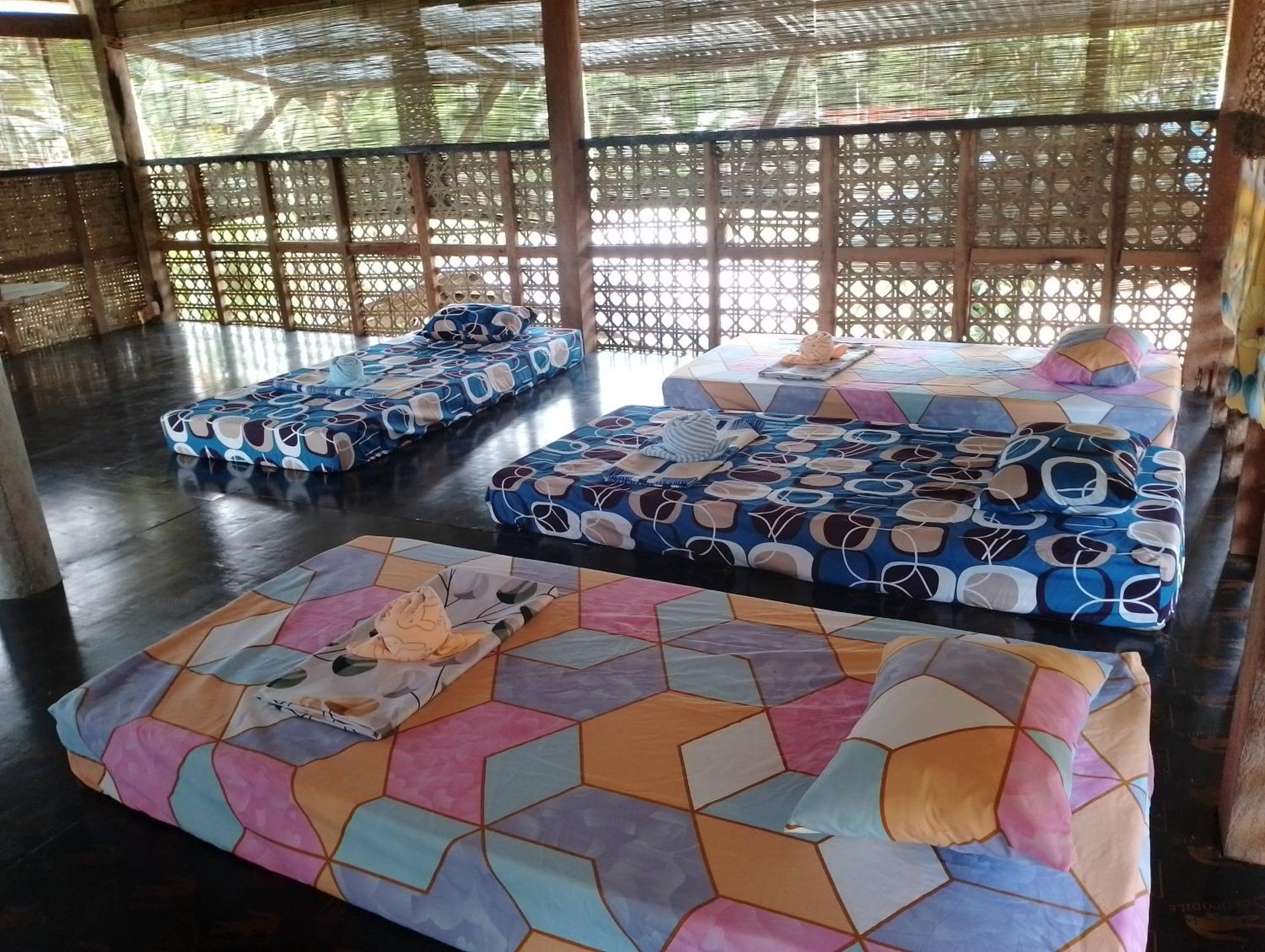 Lhoyjean Garden Hostel Batuan Dış mekan fotoğraf