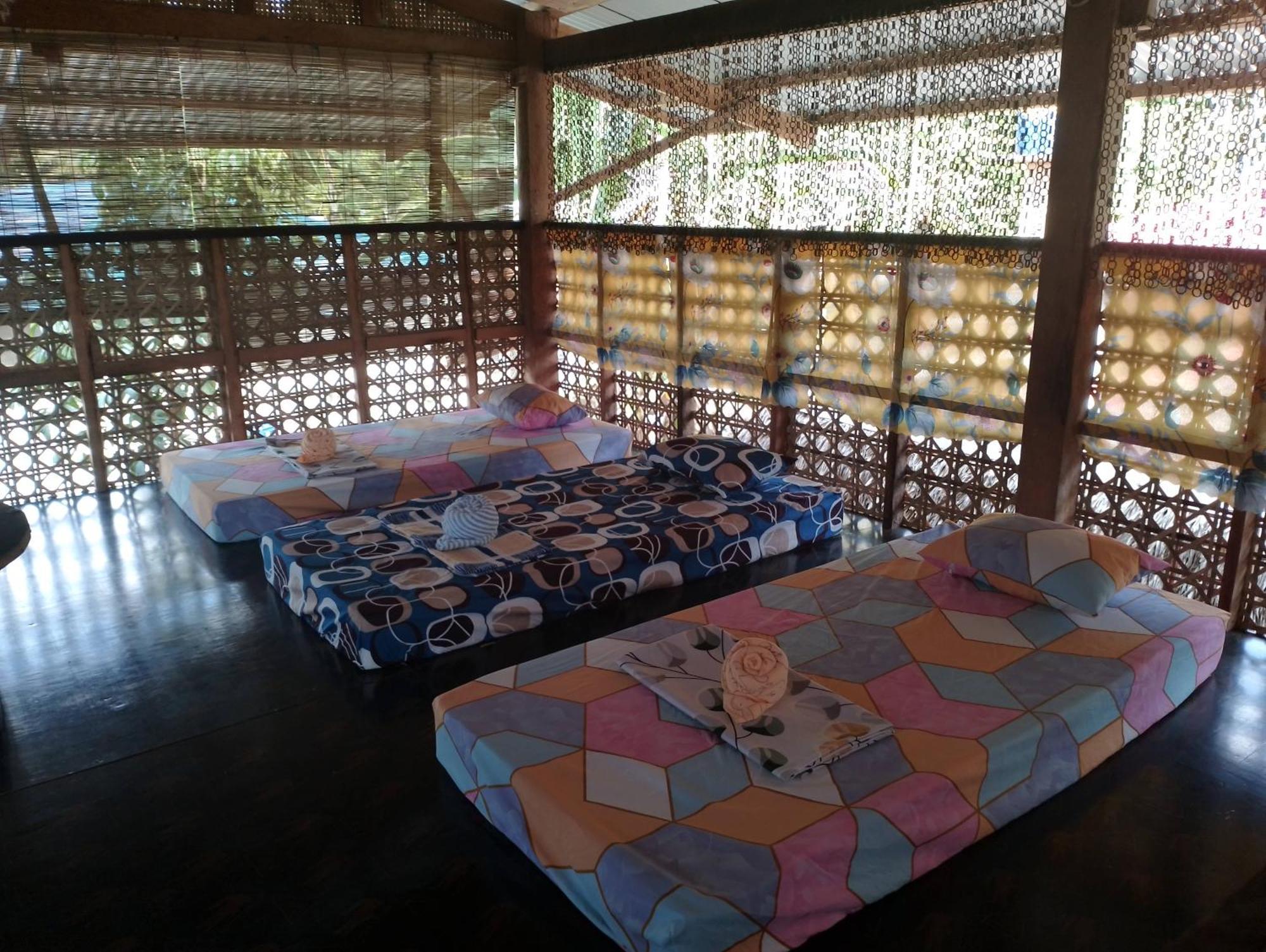 Lhoyjean Garden Hostel Batuan Dış mekan fotoğraf