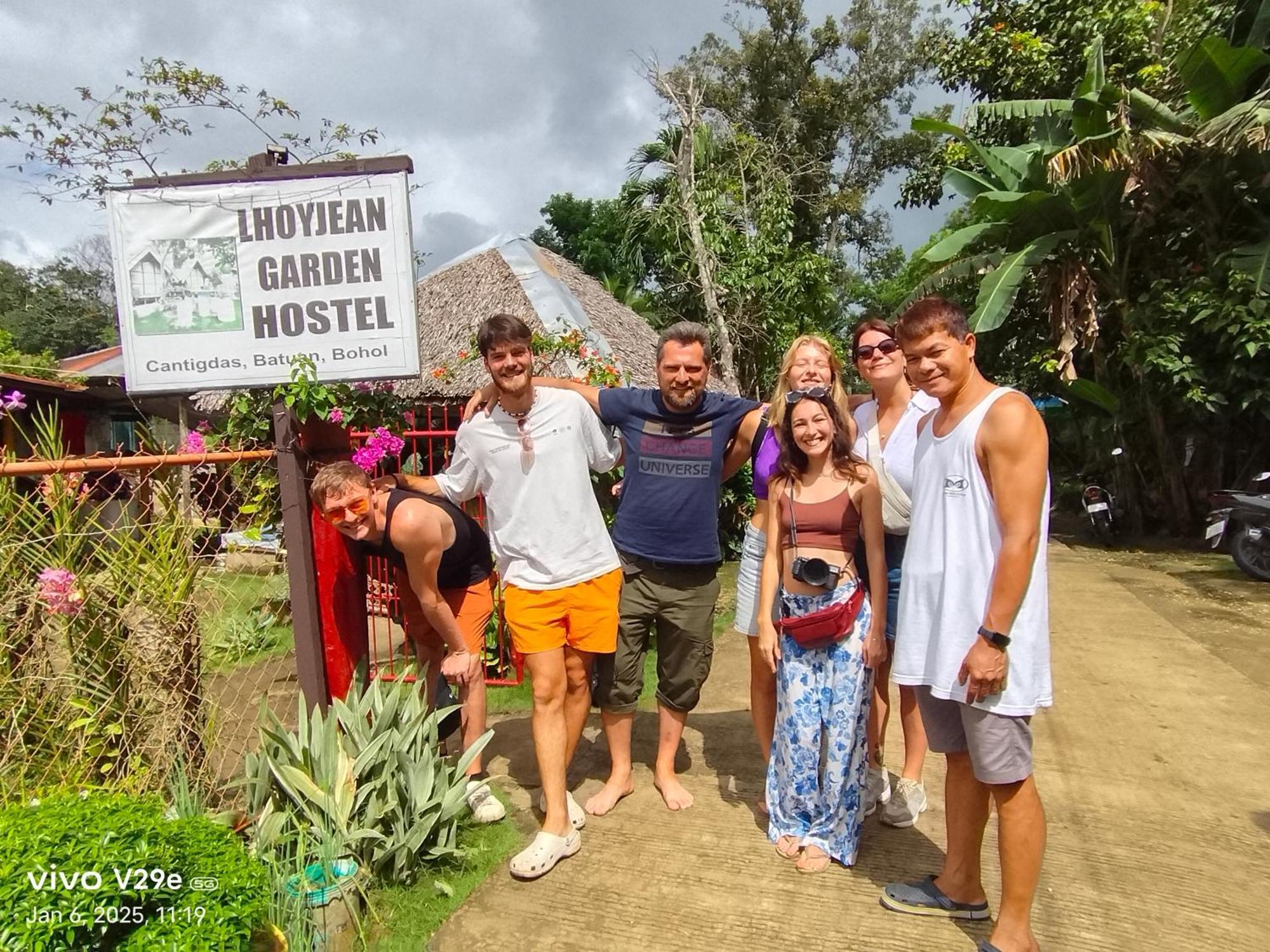 Lhoyjean Garden Hostel Batuan Dış mekan fotoğraf